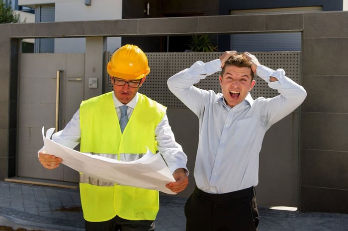 5 Benefits of Hiring a Professional Snagger in Spain