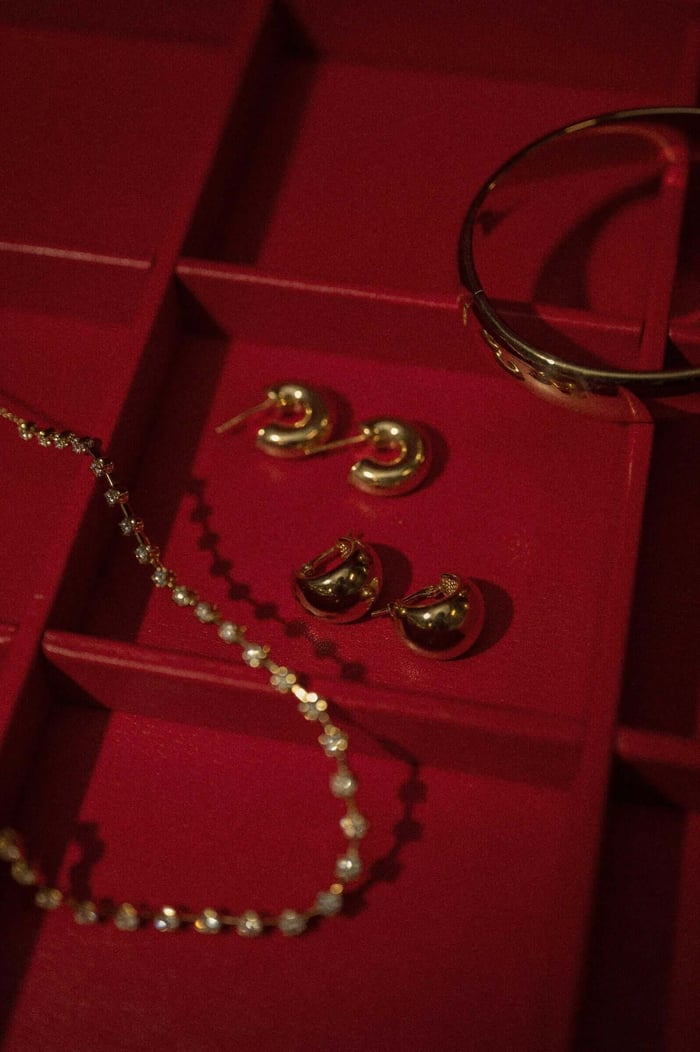 Gold Vermeil vs. Plated vs. Solid: Which is Best for You?