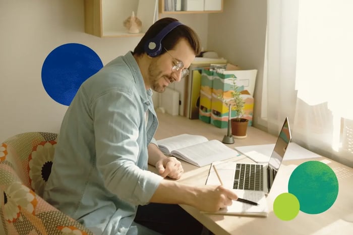 How to Work While in College: 6 Key Tips to Get Ahead