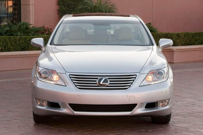 Lexus LS 460 Air Suspension Issues and How To Fix Them