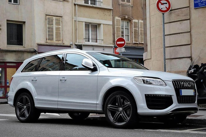Audi Q7 Suspension Fault? Here's The Right Way To Fix It