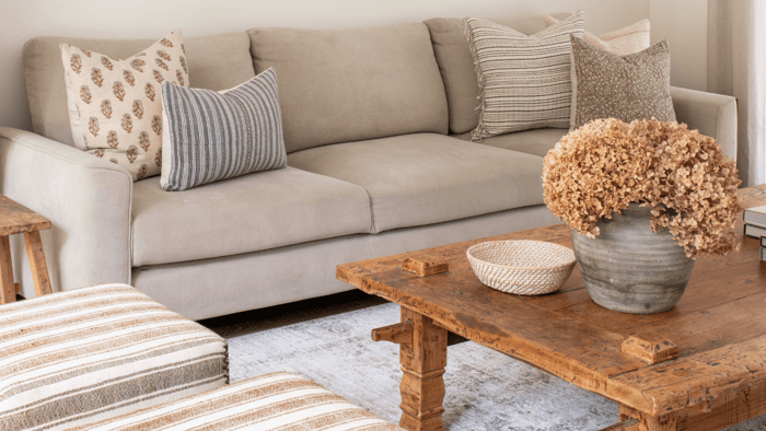 7 Essential Tips for Choosing the Right Sofa