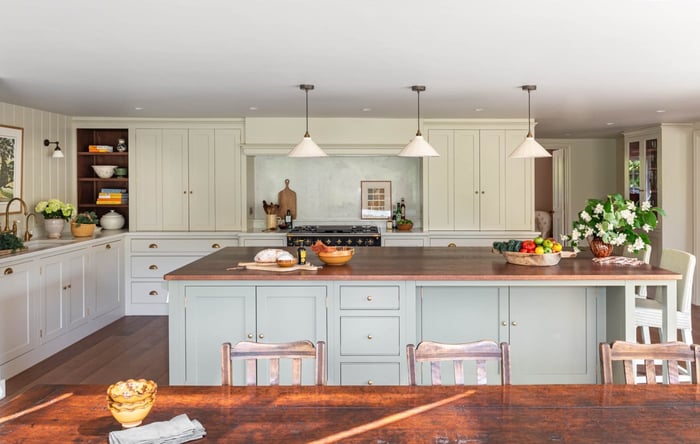 Custom-Made Family Kitchen in Guildford