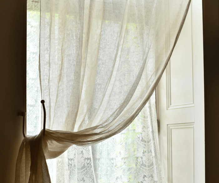 How High Should I Hang My Drapes in Memphis, TN