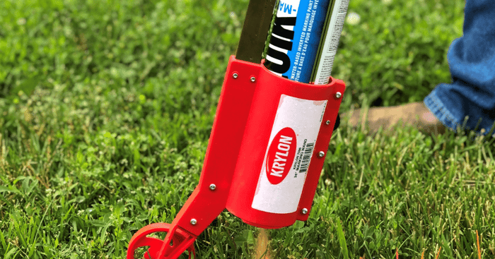 marking paint being used in spray paint wand