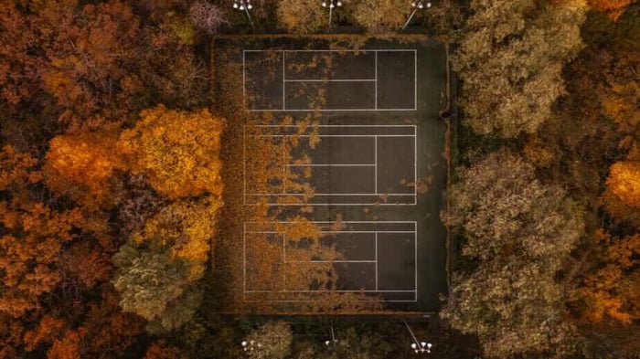Overhead shot of a pickleball court in fall