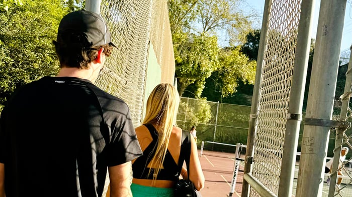 How many square feet is a pickleball court