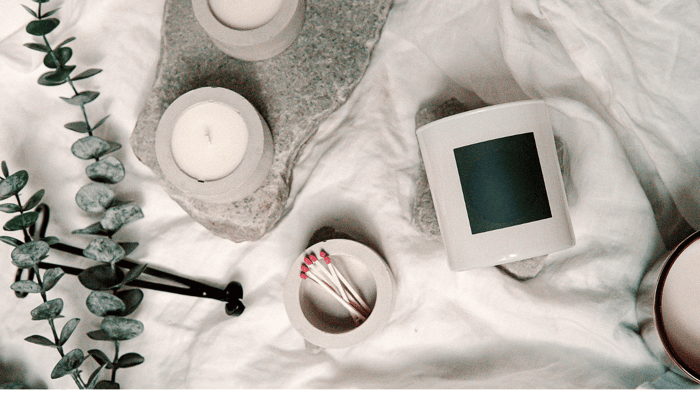 How to Write Product Descriptions for Candles and Wax Melts