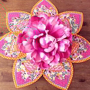 ITH Leaf Table Center by Allison Nash from Sweet Pea Machine Embroidery