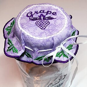 ITH Jar Cover using Appliqué by Lindee Goodall