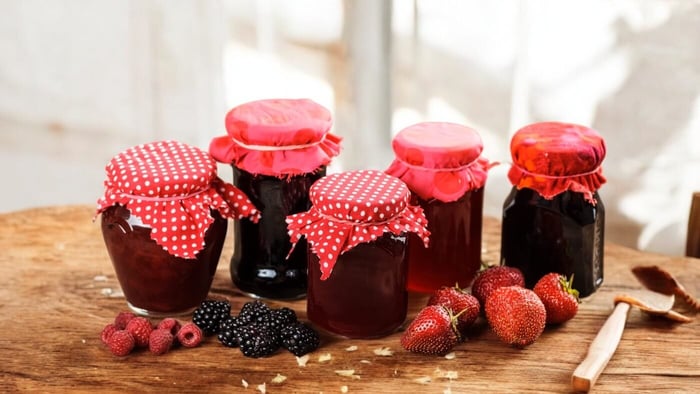 Accessorize Your Jars: Creative Ideas for Embellishing with Trims and Accessories