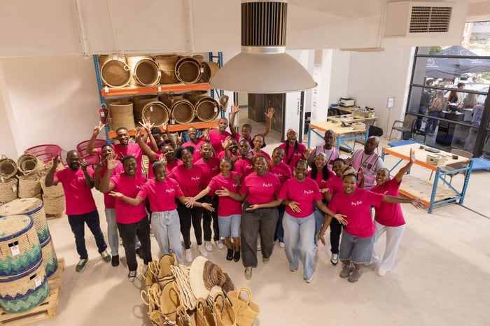 Mo’s Crib team wearing pink to celebrate Women’s Month at the Durban Factory Sale in Ballito. Women’s month at Mo’s Crib