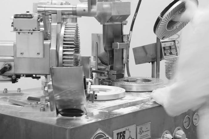 Practitioner Grade Supplements vs. Retail: What Makes the Difference?