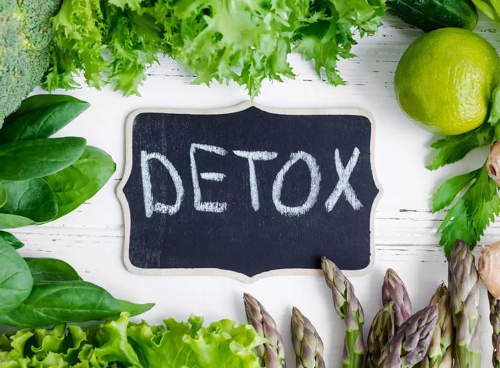 How To Detox Your Body Fast With These 10 Body Cleanse Tips
