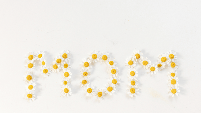 Eco friendly gifts for crunchy moms including reusable products, natural skincare, and sustainable home goods