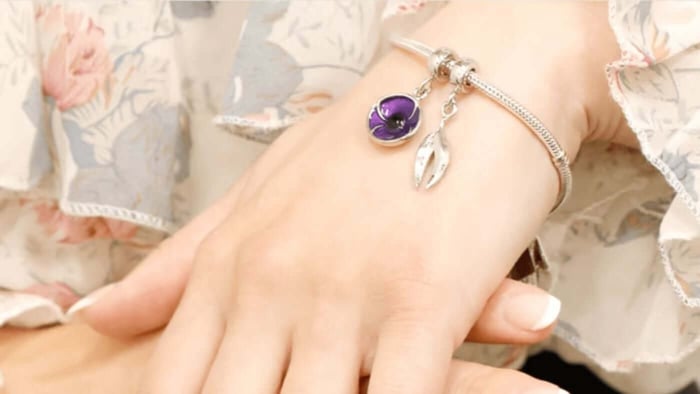 Tips for Mixing and Matching Charms to Create a Cohesive Style