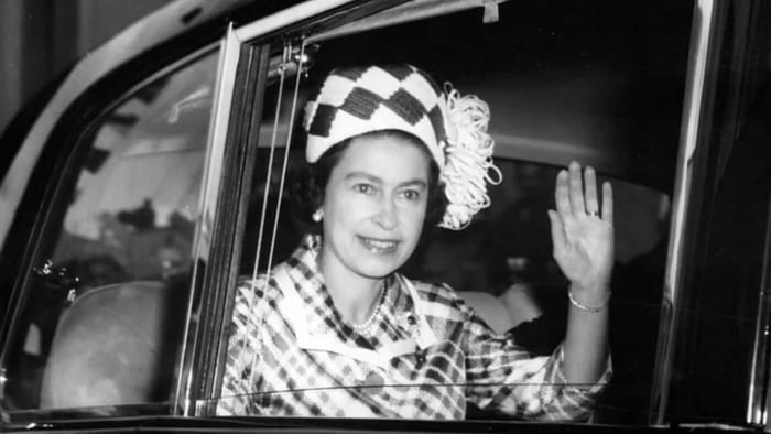 Vale Her Majesty Queen Elizabeth II