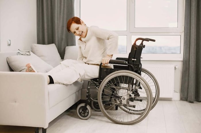 The Caregiver Guide – Safe Transfers: Bed, Bath and Chair
