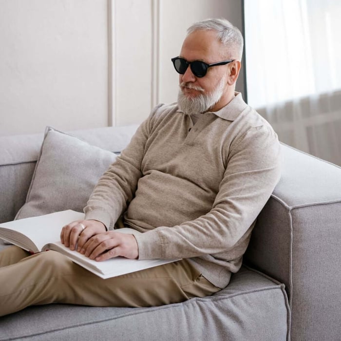 The Caregiver Guide - Supporting vision loss at home