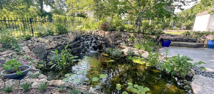 Inspiration for Your Water Features from 13 Incredible Yards in St. Louis