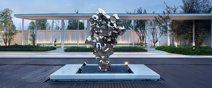 Garden Sculptures Inspired by Nature: Organic Forms You’ll Love