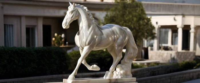 The Ultimate Guide to Wildlife Sculptures: Materials, Styles & What Buyers Must Know