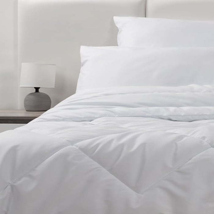 Bamboo Comforters & Night Sweats: What’s Really Happening