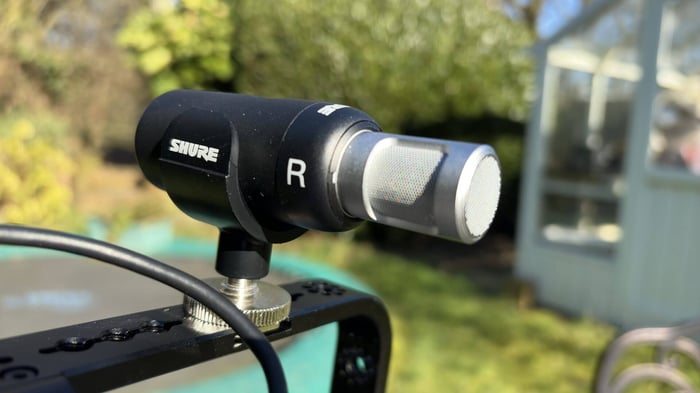 Shure MoveMic 88+ Review – Impeccable Wireless Sound in One Versatile Mic