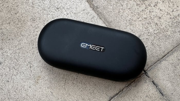 Emeet AirFlow Review: The Best Open-Ear Office Headset for Work and Calls