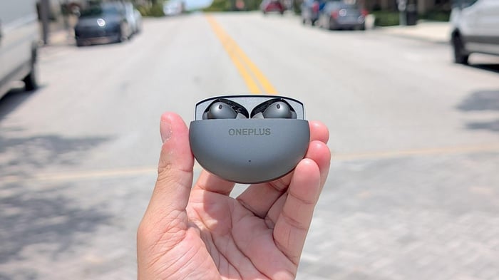 OnePlus Buds 4 Review: Great Sound But Underwhelming Noise Cancellation