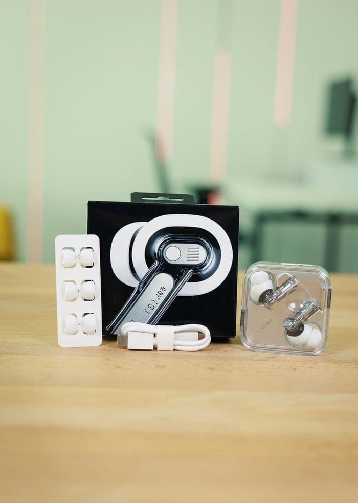 Nothing Ear (3) Review: Unique Microphone and Controversial Sound Quality