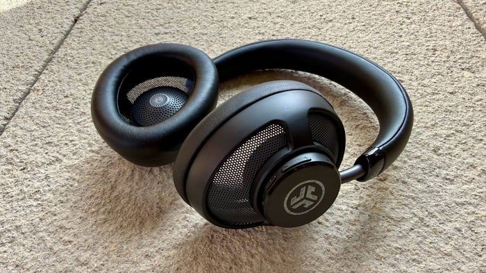 JLab JBuds Open Wireless Review: A Bold Yet Controversial Open-Ear Headphone Concept