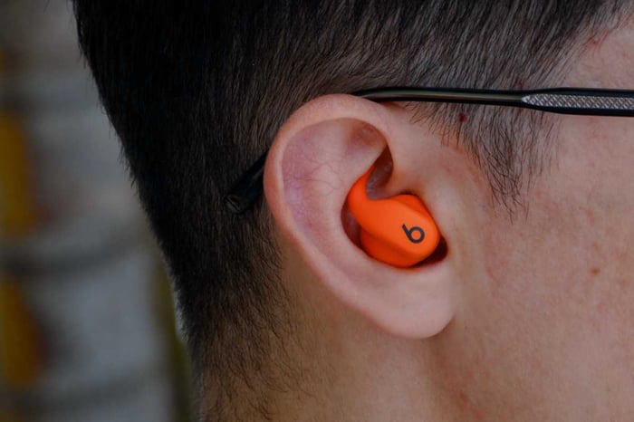 Powerbeats Fit vs AirPods Pro 3: Which True Wireless Earbuds Are Best for You?