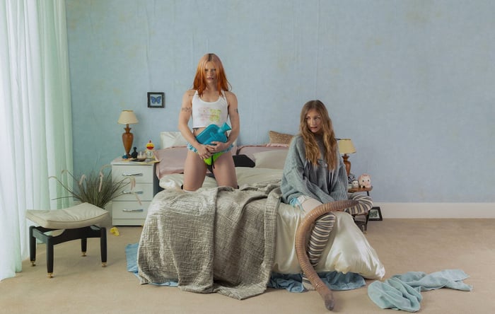 Wet Leg ‘Moisturizer’ Review: Love, Lust, and a Bold New Level