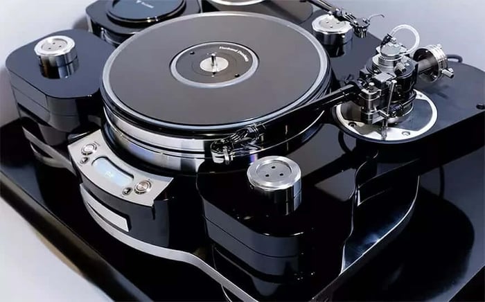 TechDAS Air Force 20: The 100-Kilogram High-End Vinyl Turntable