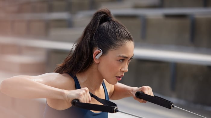 Perfect Pairing: How watchOS 26 and Powerbeats Pro 2 Elevate Your Workouts