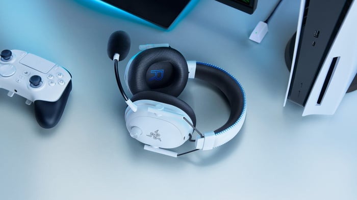 Razer Unveils New BlackShark V3 Pro Gaming Headsets for Console and PC Gamers