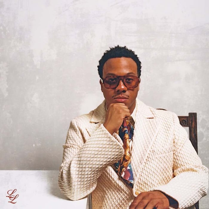 Lee Lewis’ HOWL EP Review: A Breakup Diary That Refuses to Leave