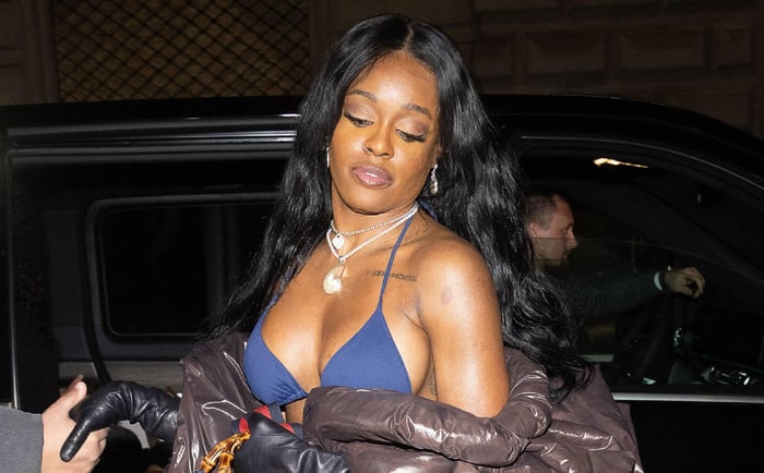 Azealia Banks Critiques Glastonbury Line-up: “Why Are The 1975 Above Franz Ferdinand?”