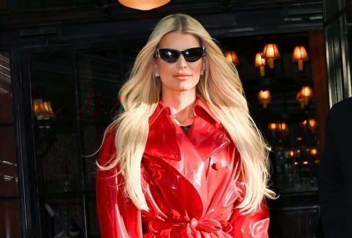 Jessica Simpson Makes Triumphant Return to the Stage After 15 Years