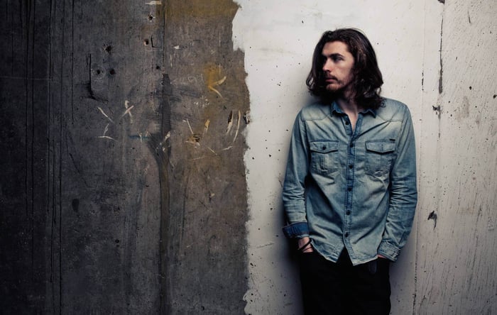 Hozier Celebrates 10th Anniversary of Debut Album with Exclusive Vinyl Reissue