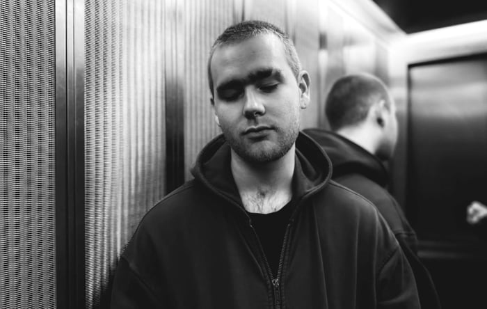 Explore Mura Masa's Energetic New Single 'Jump'