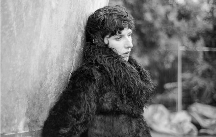 Aldous Harding Unveils New Album ‘Train On The Island’ with the Haunting Single ‘One Stop’