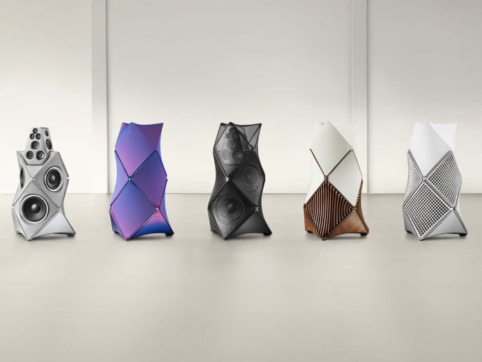 Bang & Olufsen Celebrates 100 Years With Beolab 90 in Aluminum Pearls and Rosewood