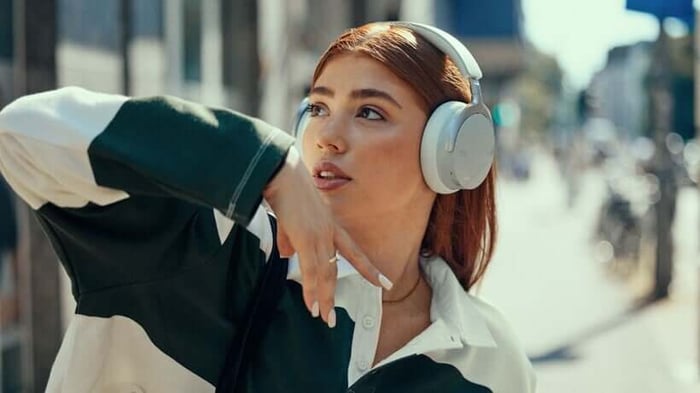 Beyerdynamic Aventho Y Headphones Bring Replaceable Batteries for Longevity