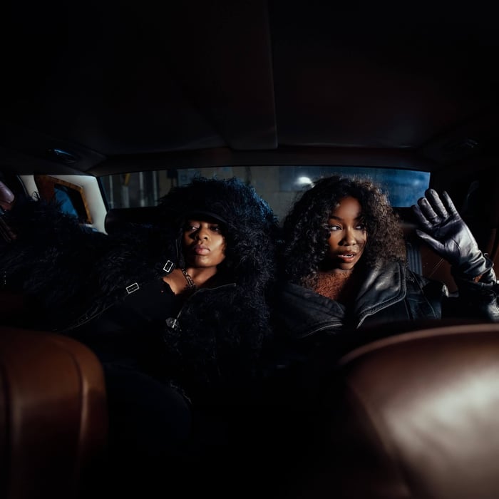 DREAMS ON the Passenger Seat Review: DAMEDAME* Makes Home Uncomfortable