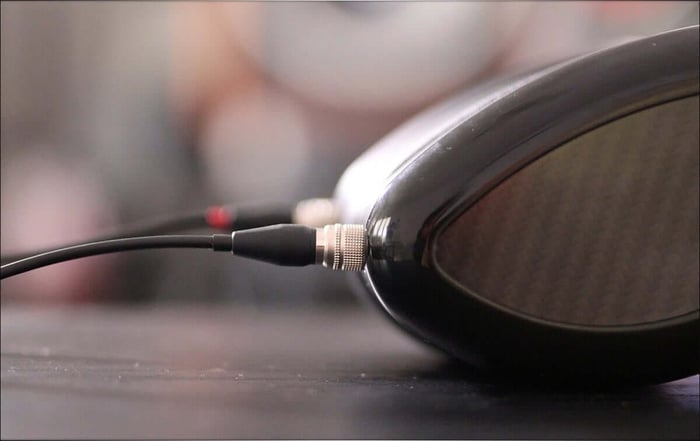 Dan Clark Audio Aeon 2 Noire Review: Powerful Total Black Planar Magnetic Headphones