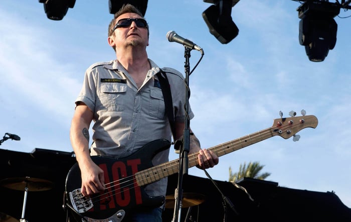 Gang of Four's Dave Allen Passes Away at 69: A Tribute to a Musical Legend