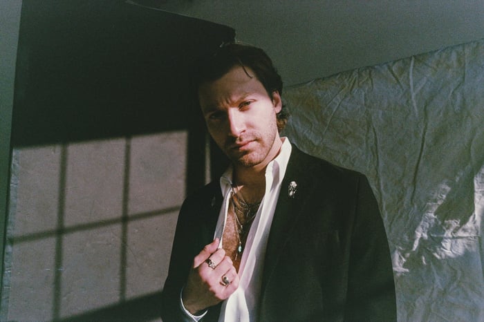 Four Indie Artists to Follow This Fall: Fresh Sounds to Add to Your Playlist