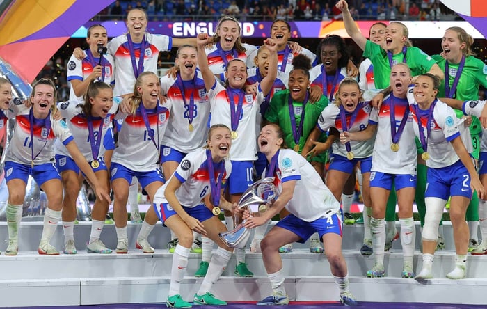 Entertainment World Celebrates England’s Stunning Win at Women’s Euros 2025